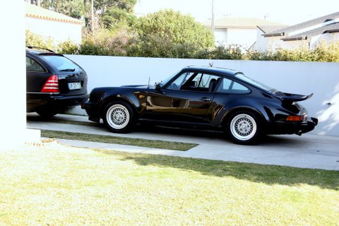 PORSCHE 911 Carrera 2.7